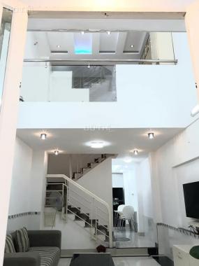 Bán nhà mới đẹp Phan Xích Long, PN, 35 m2, 4 tầng, hẻm sạch, giá chỉ 5.2 tỷ