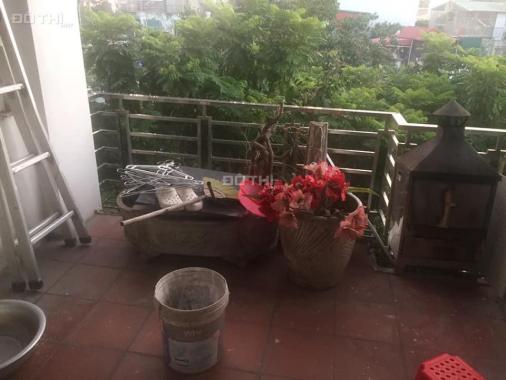 Bán gấp nhà 5 tầng mặt phố Nguyễn Huy Tự, Hai Bà Trưng. DT: 30m2, vỉa hè rộng 5m, KD cho thuê tốt