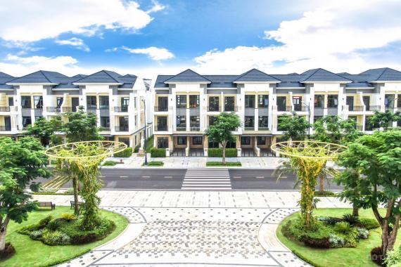 Bán nhà biệt thự Verosa Park Khang Điền, Quận 9. DT 102m2 giá 14,2 tỷ