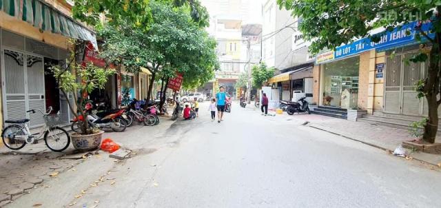 Bán nhà vị trí KD rất đẹp tại Trần Phú, HV An ninh ĐH Kiến Trúc, đường 12m vỉa hè 3m, mặt tiền 4m