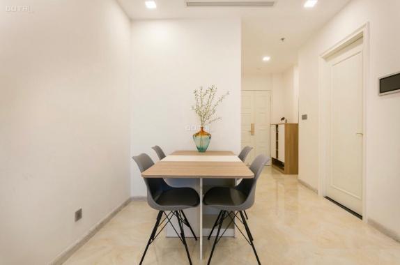 Chuyên cho thuê căn hộ Vinhomes Golden River 1,2,3,4 pn, giá tốt nhất thị trường. DT: 0938.897.832