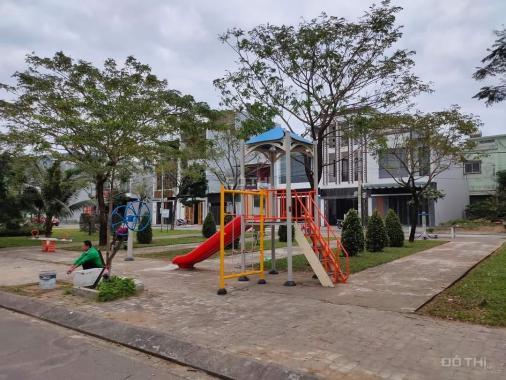 Cần bán nhanh nhà mặt tiền Mân Quang 17 đối diện công viên giá ưu đãi