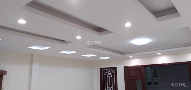 Hot, bán nhà Kim Mã 45m2, 5 tầng tặng lịch trong suốt mang bình an - hạnh phúc cho KH 0906200538