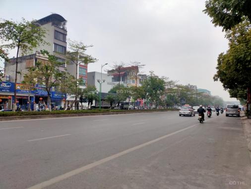 Chính chủ bán lô đất vàng phố Nguyễn Sơn 230m2, MT 9m, vị trí đắc địa, kinh doanh sầm uất