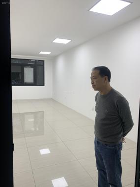Cho thuê nhà mặt phố Huỳnh Thúc Kháng, 88m2 xây mới 2020 có thang máy (spa, răng hàm mặt)