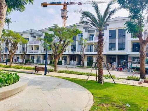 Chủ chuyển công tác nên bán gấp căn góc Verosa Park cạnh công viên: 0933080413