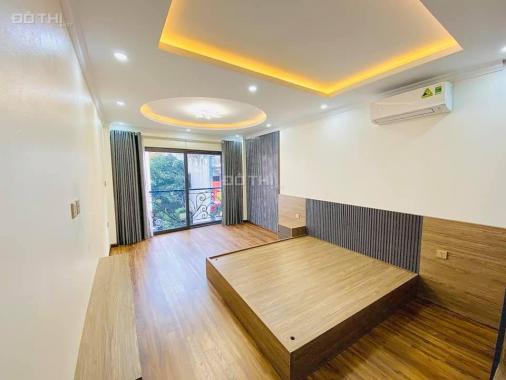 Nhà Đẹp đón tết, full nội thất xịn, nhà 40m2, Phố Nguyễn Đức Cảnh - Hoàng Mai