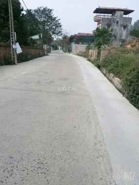 Bán đất mặt đường chính Đồng Chằm Đông Xuân, gần khu phân lô, cách nhà VH thôn 150m. LH 0866990503