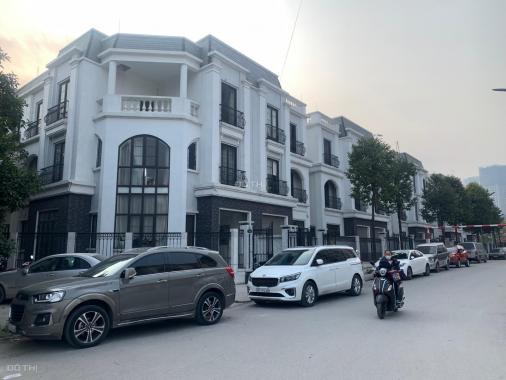 Cần bán nhà khu đô thị mới Đại Kim, Nguyễn Xiển, nhà 3 tầng đã hoàn thiện, đường rộng 18m