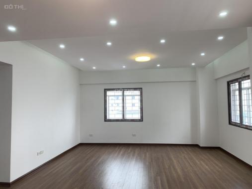 Bán căn hộ OCT1 Bắc Linh Đàm, 110m2 3PN căn góc 3 mặt thoáng, giá 2,28 tỷ (CC + ảnh thật)