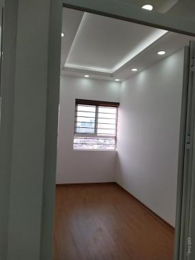 Chính chủ bán căn hộ chung cư 80 m2,3 PN, tòa 17T10 Nguyễn Thị Định; 0904 760 444