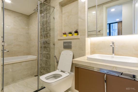 Cho thuê căn hộ chung cư tại dự án Vinhomes Golden River Ba Son, Quận 1, Hồ Chí Minh giá 26 Tr/th