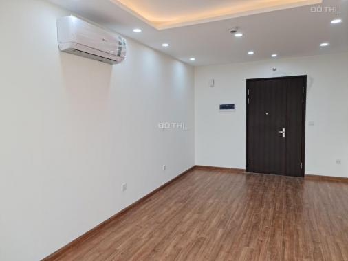 Bán căn hộ dự án Athena Pháp Vân, 92m2 căn 3PN, hướng Nam, gần bến xe Nước Ngầm. LH: 0935661166