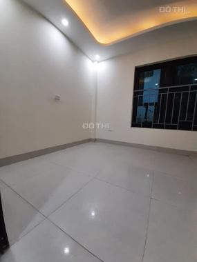 Ô tô đỗ cửa, kinh doanh, Khương Trung, 36m2, MT 5,8m, chỉ 2.85 tỷ