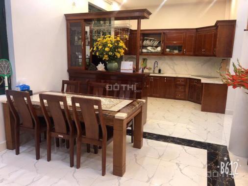 Cho thuê nhà riêng 4 tầng Ngọc Thụy, Long Biên, 100m2/ sàn, giá: 25 triệu/tháng, LH: 0984.373.362