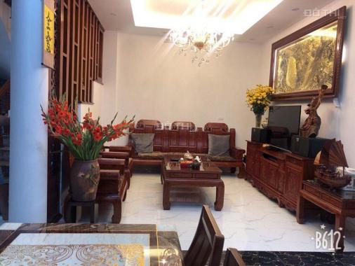 Cho thuê nhà riêng 4 tầng Ngọc Thụy, Long Biên, 100m2/ sàn, giá: 25 triệu/tháng, LH: 0984.373.362