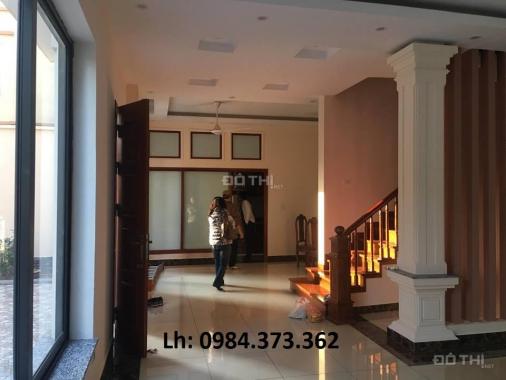 Cho thuê biệt thự để ở, văn phòng KĐT Việt Hưng, Long Biên, 200m2/sàn, giá: 24 triệu/ tháng