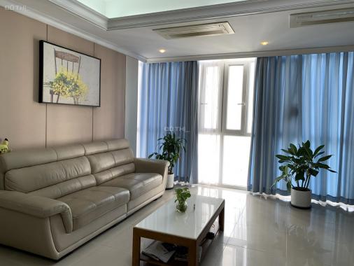 Cần bán nhanh căn hộ Imperia An Phú 3PN/131m2 giá 5.7 tỷ, view hồ bơi, nhà mới. LH 0931335551