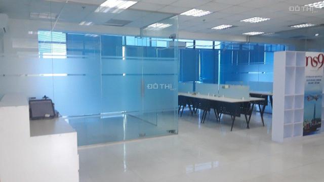 Thơm! Cho thuê văn phòng 35m2 gần công viên Lê Thị Riêng, CMT8, Q3, giá chỉ 12 tr/tháng