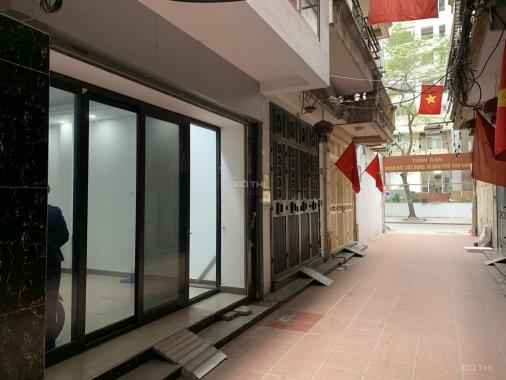 Quận Thanh Xuân: Cho thuê văn phòng 40m2x7 tầng cách Ngụy Như Kon Tum, Lê Văn Lương 30m giá cực rẻ