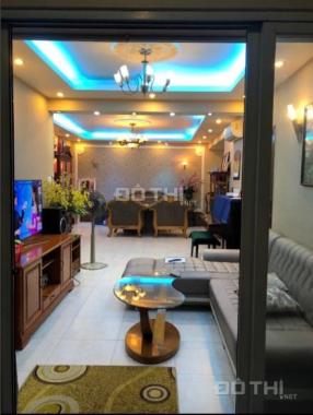 Bán căn hộ Plaza Hùng Vương, P12 - Q5, 132m2 - 3PN, đầy đủ nội thất, giá tốt