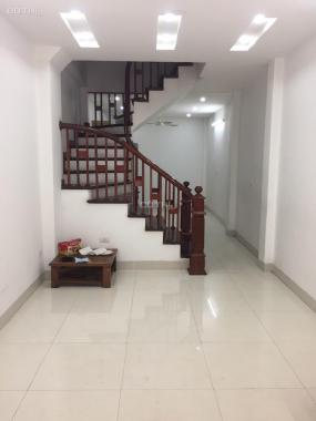 Cần cho thuê nhà mới xây 99 Nguyễn Sơn 5 tầng x 40m2 ở và làm vp, bán hàng online