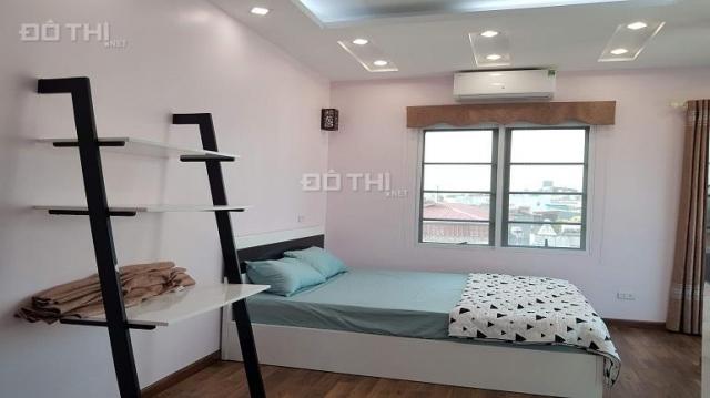 Cho thuê căn hộ tại Văn Cao, Ba Đình, 85m2, 2PN, đầy đủ nội thất hiện đại, sáng thoáng, ban công