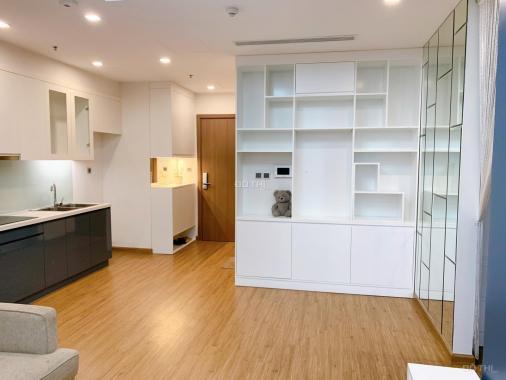 Bán cắt lỗ căn 2PN 2 vệ sinh, 69.1m2, giá 2.07ỷ bao hết phí Vinhomes Green Bay LH: 0967627167