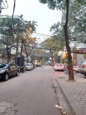 Bán 220m2 đất, mặt tiền 8m tại Hoàng Quốc Việt, Cầu Giấy, đường ô tô tránh, có vỉa hè, giá đầu tư
