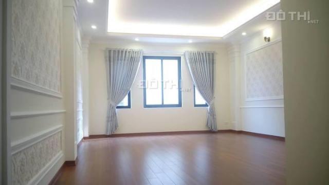 Chính chủ bán nhà phố Đỗ Quang, Cầu Giấy, 45m2 xây 6 tầng, phân lô ô tô kinh doanh, 0852056666