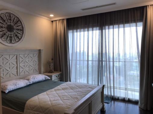 Bán căn hộ tại Vincom Đồng Khởi cần bán có DT 154m2, kiến trúc gồm 3PN, 2WC