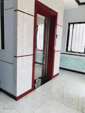 Cho thuê mặt bằng văn phòng 45m2 được ở lại giá 9 triệu/tháng trong KDC Vạn Phúc City Thủ Đức