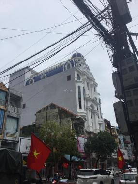 Chính chủ cho thuê nhà 4 tầng mặt phố Lê Hoàn, Tp. Thanh Hóa, giá tốt