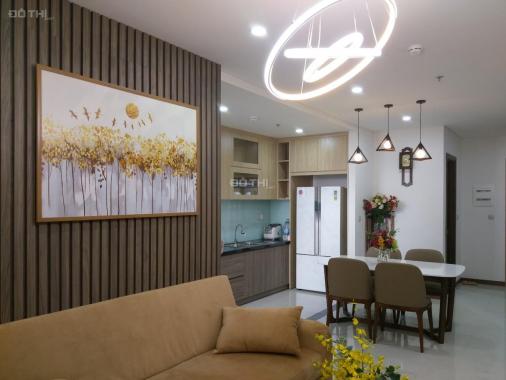 Căn 2PN Hà Đô Centrosa Quận 10, bán 6.2 tỷ full nội thất, bao PQL 3 năm