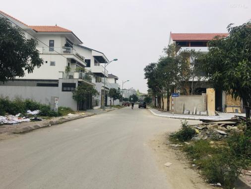 Bán đất ở, đầu tư kinh doanh tốt mặt đường 18m phường Lê Lợi