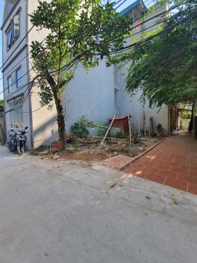 Bán đất DT 31 m2 đất Yên Nghĩa, ô tô vào nhà, cực đẹp