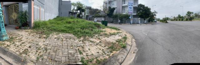 Bán đất lô góc mặt tiền đường Nguyễn Thái Học - Quảng Ngãi