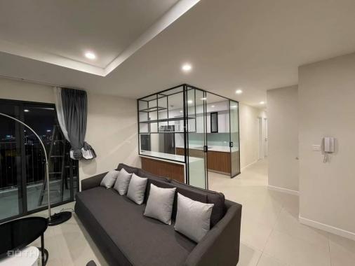 Chính chủ nhờ bán căn chung cư Sky Villa Kosmo Tây Hồ view nhìn trọn sông Hồng