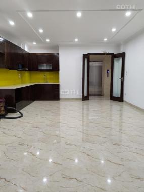 Bán nhà Phan Văn Trường - Cầu Giấy 52m2 6 tầng thang máy, MT 5m. Ô tô tránh vỉa hè, 0981679596