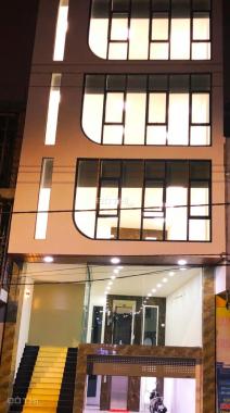 Cho thuê tòa văn phòng 5 tầng DTSD 500 m2 trung tâm thành phố giá cực rẻ