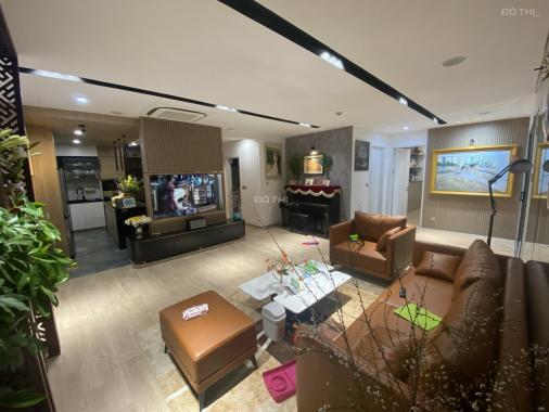 Căn hộ chung cư 101 Láng Hạ, Đống Đa, 160m2, 3PN, thiết kế nội thất sang trọng hiện đại, giá 6 tỷ