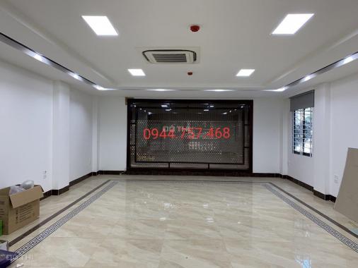 Cho thuê nhà MP Phạm Ngọc Thạch, gần Vincom, mặt tiền 4,5m, 90m2x5 tầng, giá 55tr/t, LH: 0944757468