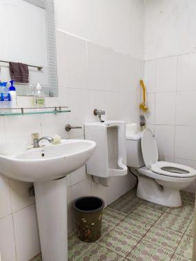 Cho thuê văn phòng chuyên nghiệp, mặt phố Giảng Võ, 60m2, giá: 7.5tr/th