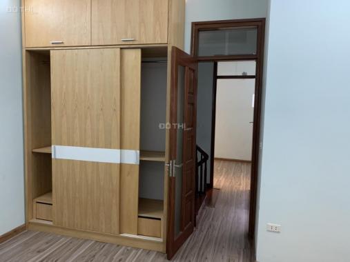 Bán nhà ngõ 44 phố Trần Thái Tông 50m2 x 5T nội thất đầy đủ và cao cấp, giá 4,5 tỷ. LH 0373686773