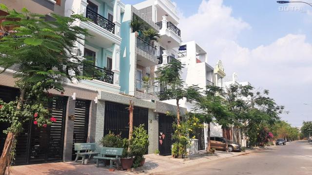 Bán nhà riêng tại dự án The Seasons Lái Thiêu, Thuận An, Bình Dương diện tích 100m2, giá 6.8 tỷ