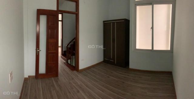 Bán nhà ngõ 44 phố Trần Thái Tông, DT 50m2 x 5T nội thất đầy đủ và cao cấp giá 4,5 tỷ. 0373686773