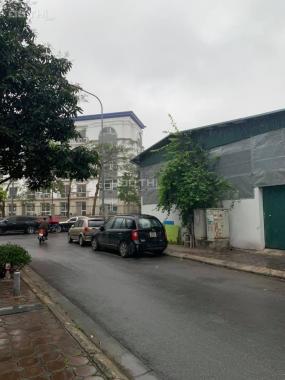 Bán mảnh đất Võng Thị, ngõ ô tô vào nhà, thông sang Trích Sài, Hồ Tây lộng gió