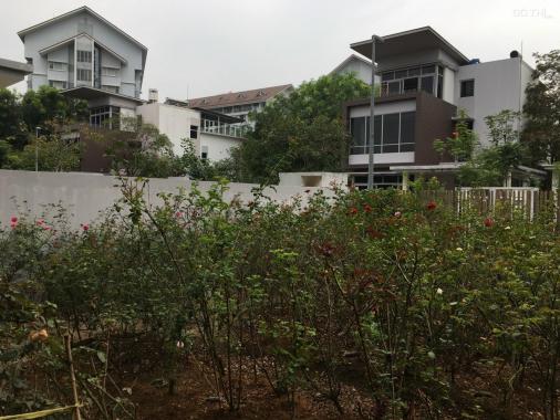 Bán villa Riviera Cove Quận 9, 3 tầng, 478m2, nhà thô, 4PN