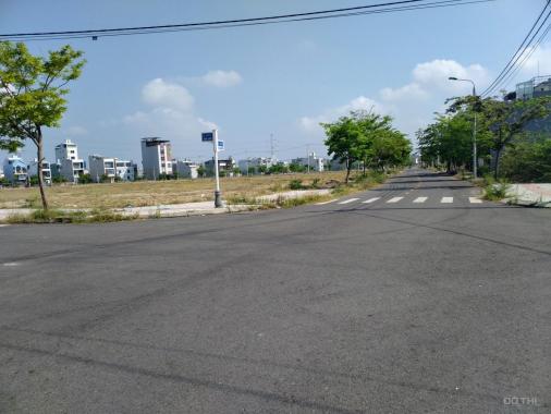 Bán lô góc 2 mặt tiền đường Thiều Chửu và Đậu Quang Lĩnh - đối diện trường học - Hòa Xuân