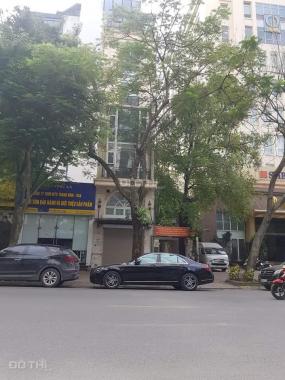 Bán nhà mặt phố Trần Hưng Đạo - 36 m2 - mặt tiền 7.3 m - kinh doanh 25 tr/tháng - 19.9 tỷ
